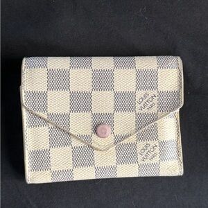 Louis Vuitton victorine wallet rose ballerine pink